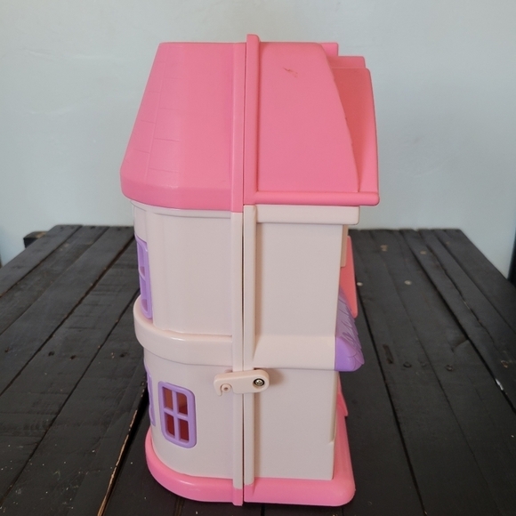 You & Me Dollhouse Pink Purple Play House Plastic Playset Mini Dolls Castle - Picture 3 of 8